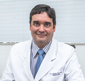 Dr. Juliano Lopes Carvalho