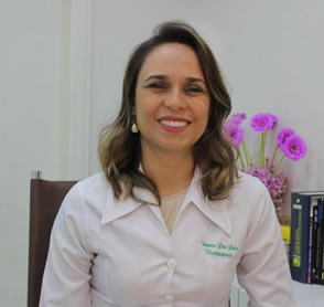 Dra. Vanessa Lira Leite